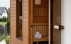 Foggy Forest Apartment With Private Sauna & Jacuzzi